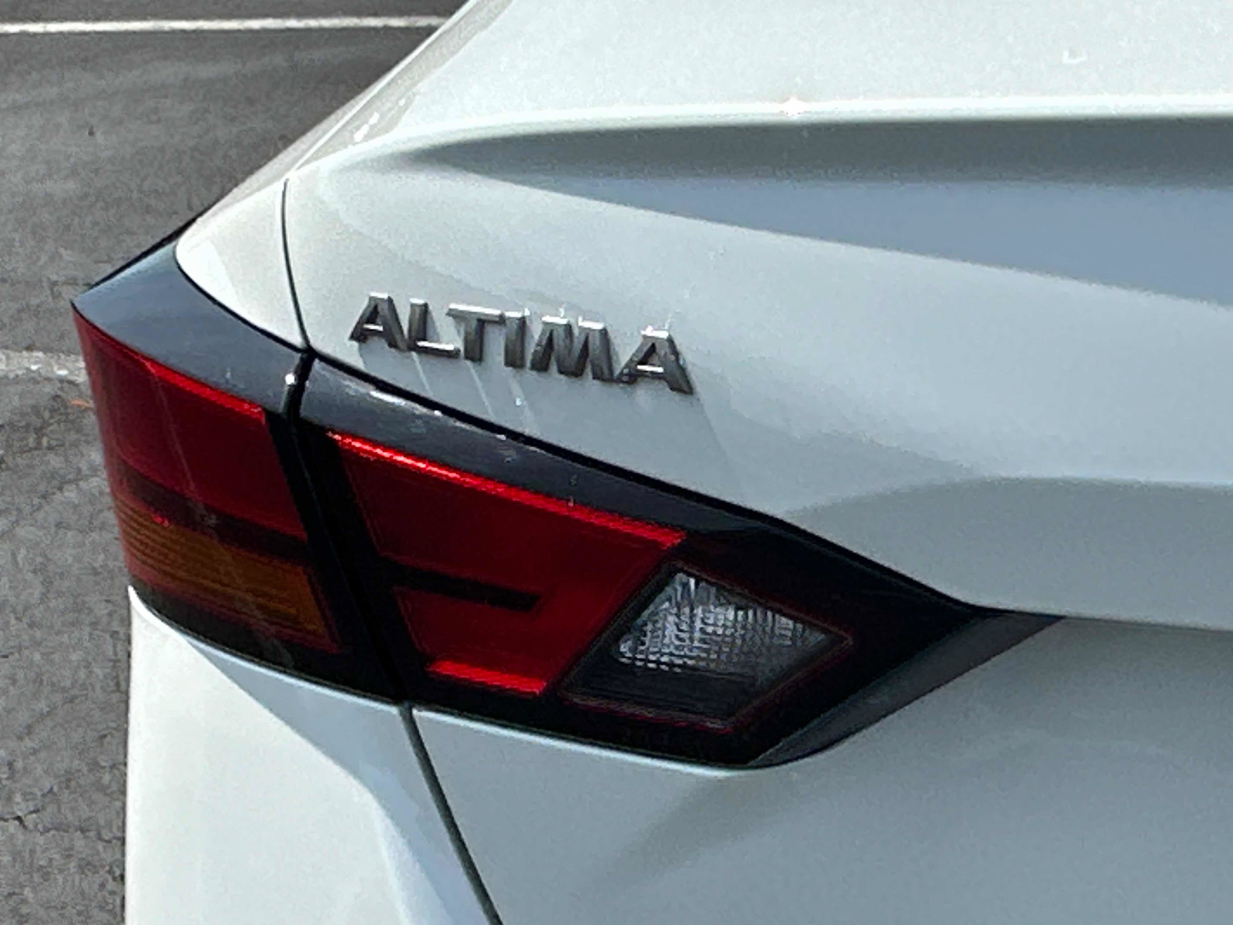 New 2026 Nissan Altima 2.5 SV FWD image 12
