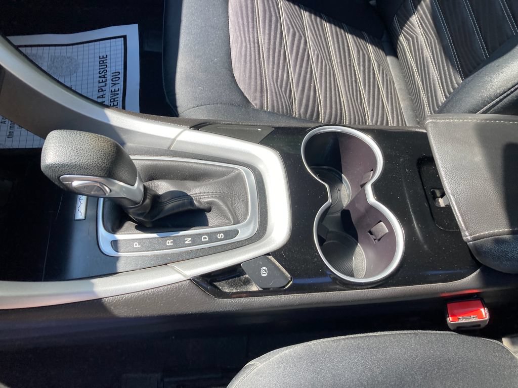 Used 2016 Ford Fusion SE FWD image 30