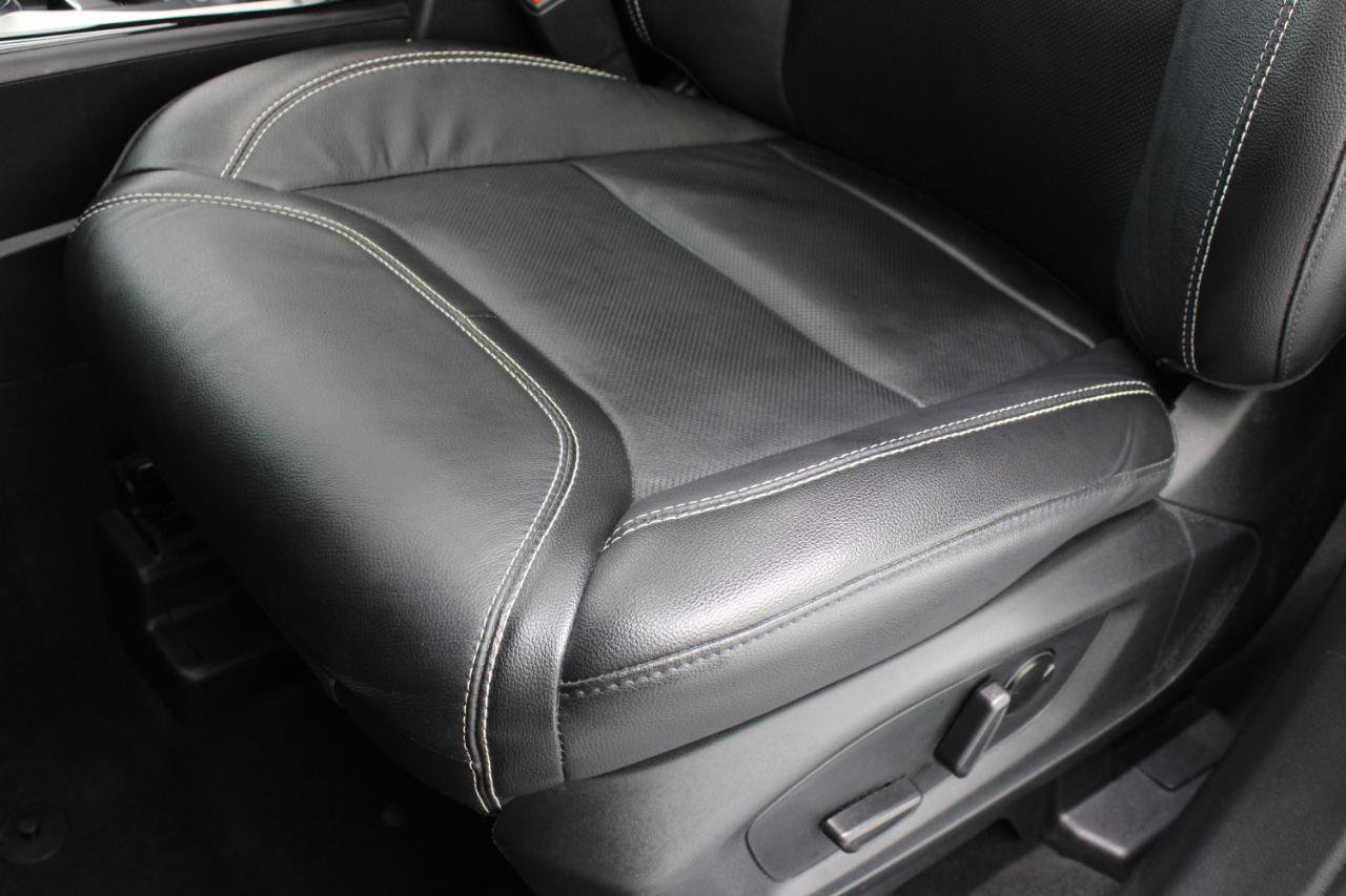 Used 2023 Ford Explorer ST w/ Equipment Group 401A AWD/4WD image 35