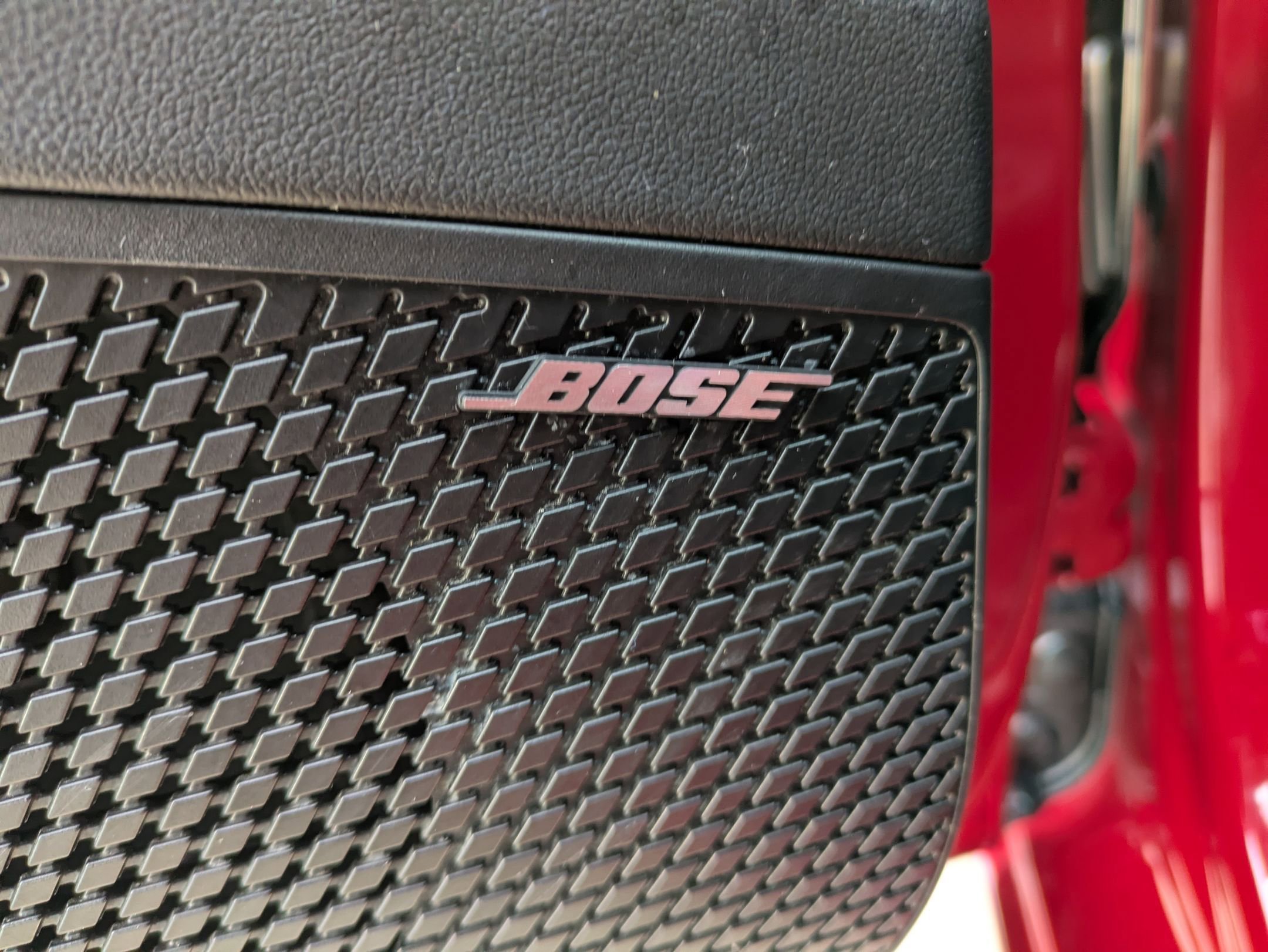 Used 2022 Hyundai Elantra Limited image 12