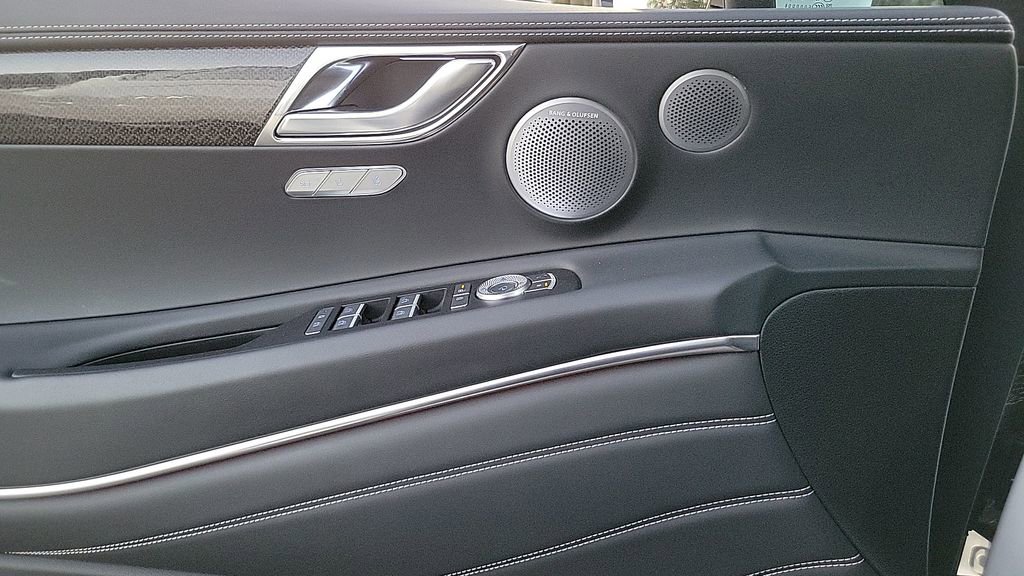 New 2025 Genesis GV80 3.5T e-SC image 33