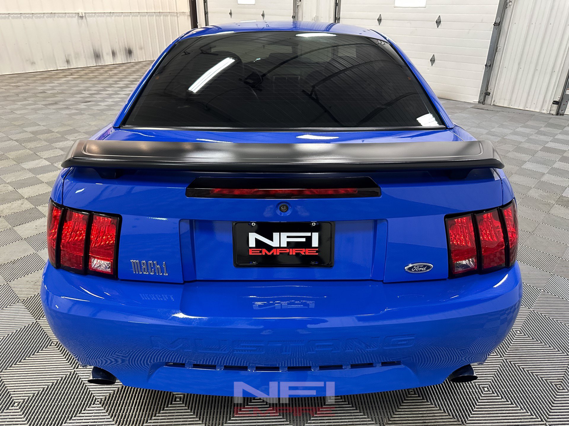 Used 2004 Ford Mustang Mach 1 RWD image 9