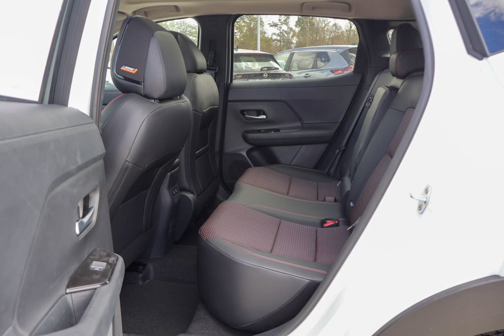 New 2026 Nissan Kicks SR image 8