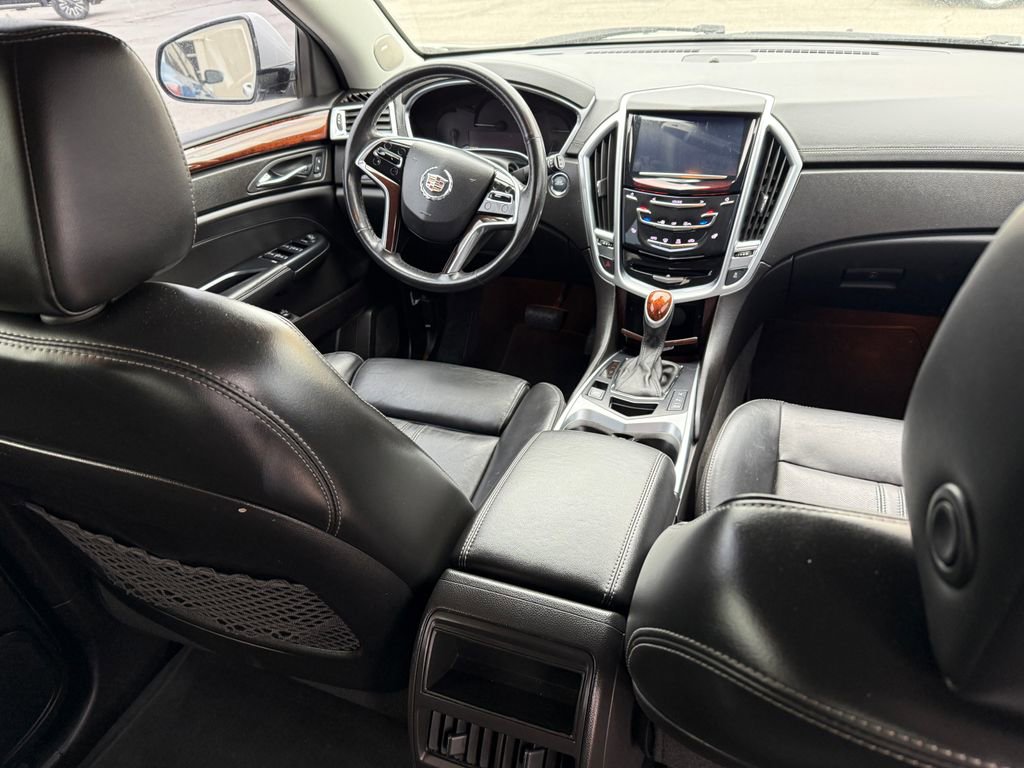 Used 2016 Cadillac SRX Luxury w/ Driver Awareness Package FWD image 16