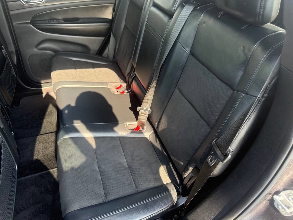 Used 2018 Jeep Grand Cherokee Altitude AWD/4WD image 34