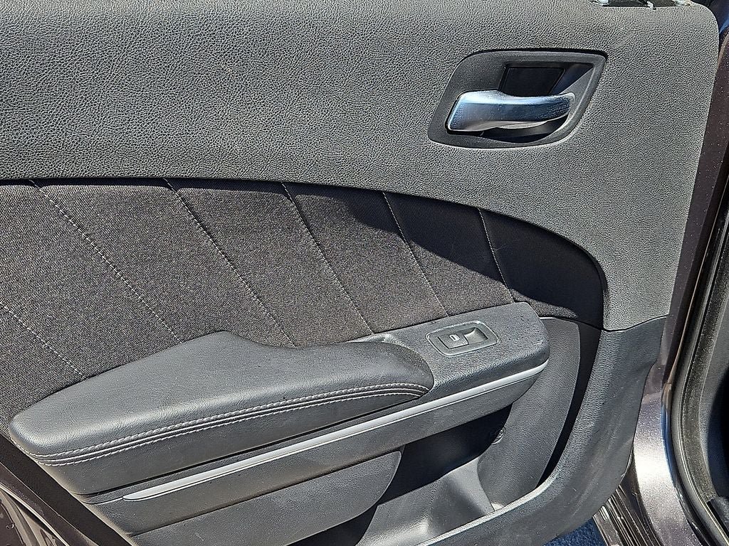 Certified 2020 Dodge Charger SXT AWD/4WD image 15