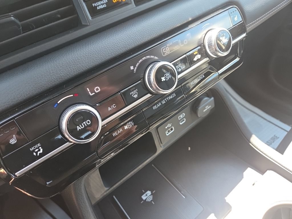 Used 2025 Honda Pilot Touring image 40