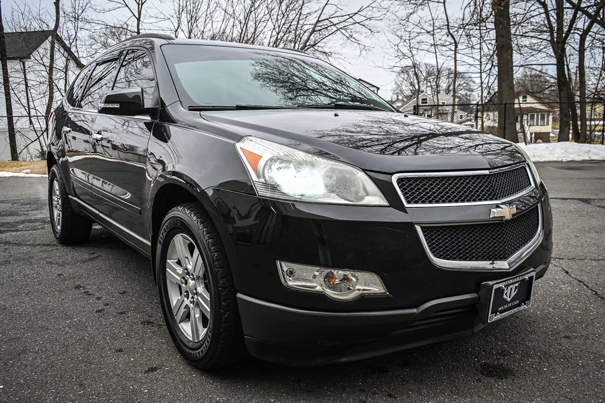 Used 2012 Chevrolet Traverse LT FWD image 6