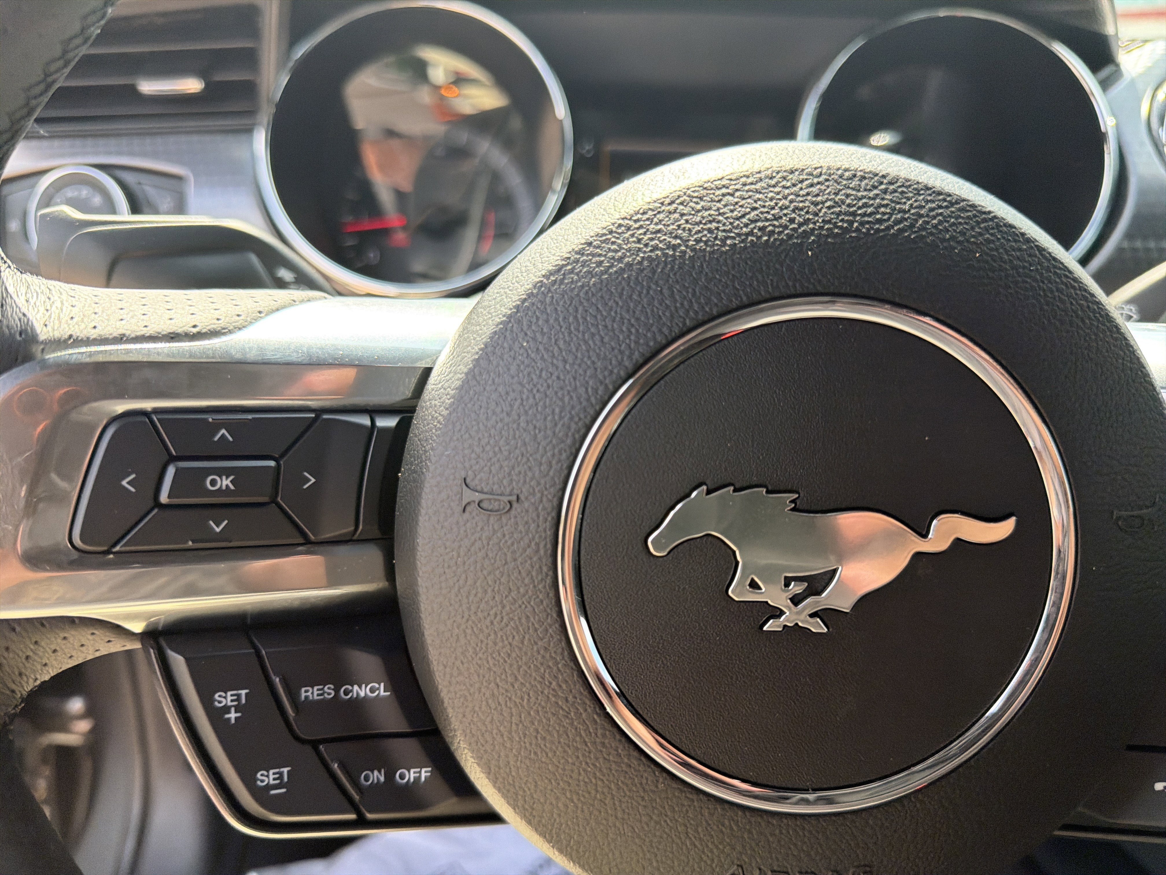 Used 2015 Ford Mustang GT Premium w/ GT Performance Package RWD image 9