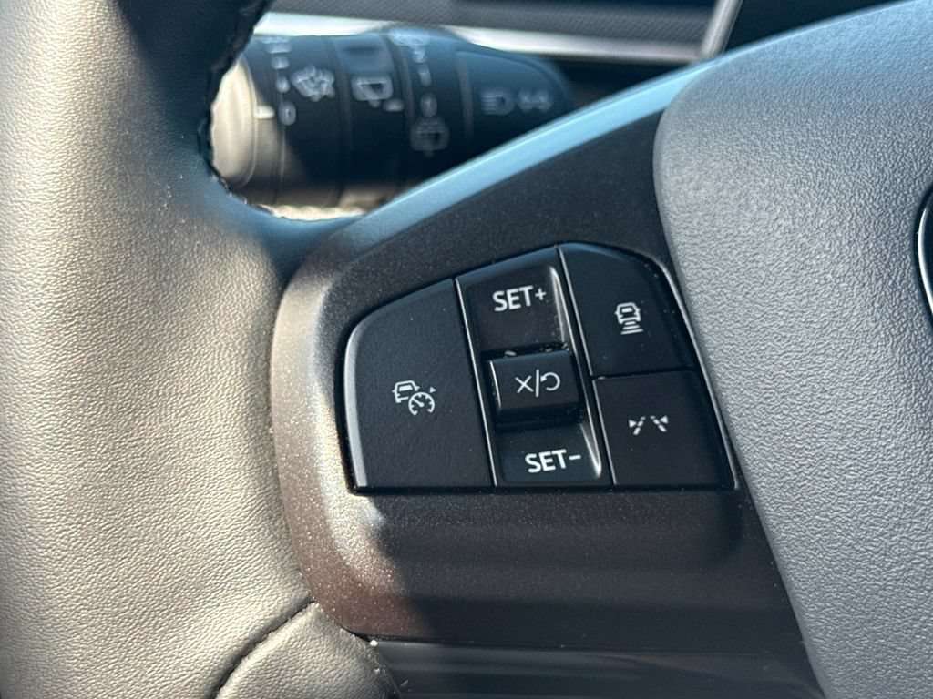 Used 2025 Ford Mustang Mach-E Select AWD/4WD image 33