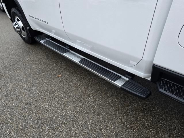 Used 2020 GMC Sierra 3500 Denali w/ Denali Ultimate Package image 10