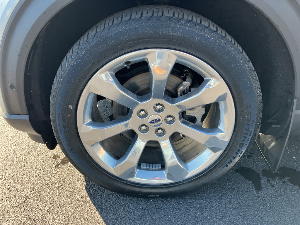 Used 2015 Ford F150 Lariat w/ Equipment Group 502A Luxury image 11