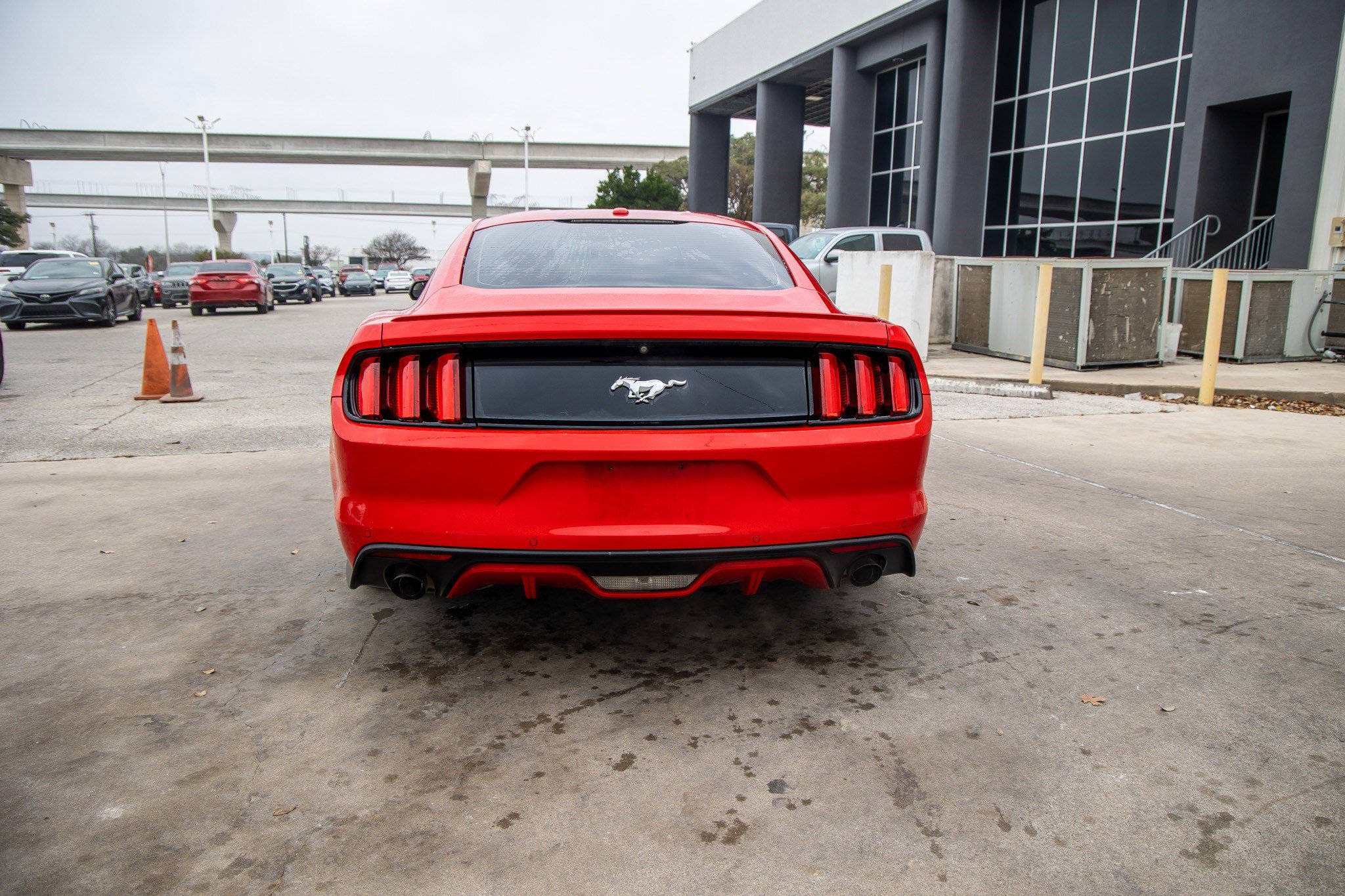 Used 2016 Ford Mustang Premium image 9