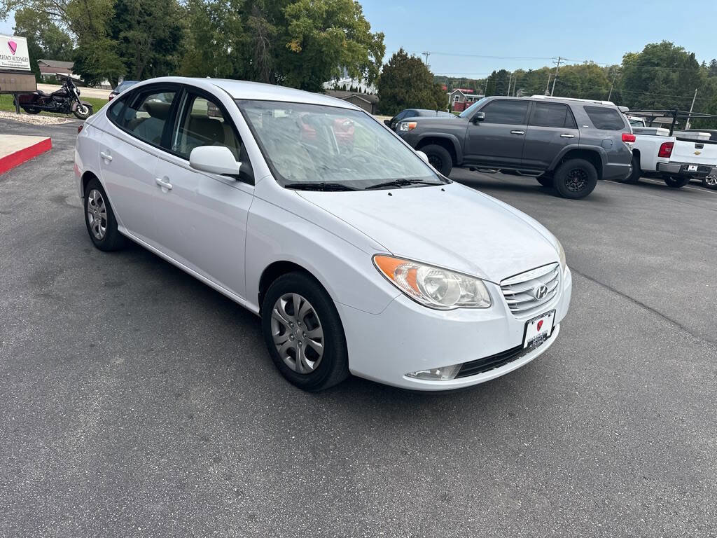 Used 2010 Hyundai Elantra GLS image 7