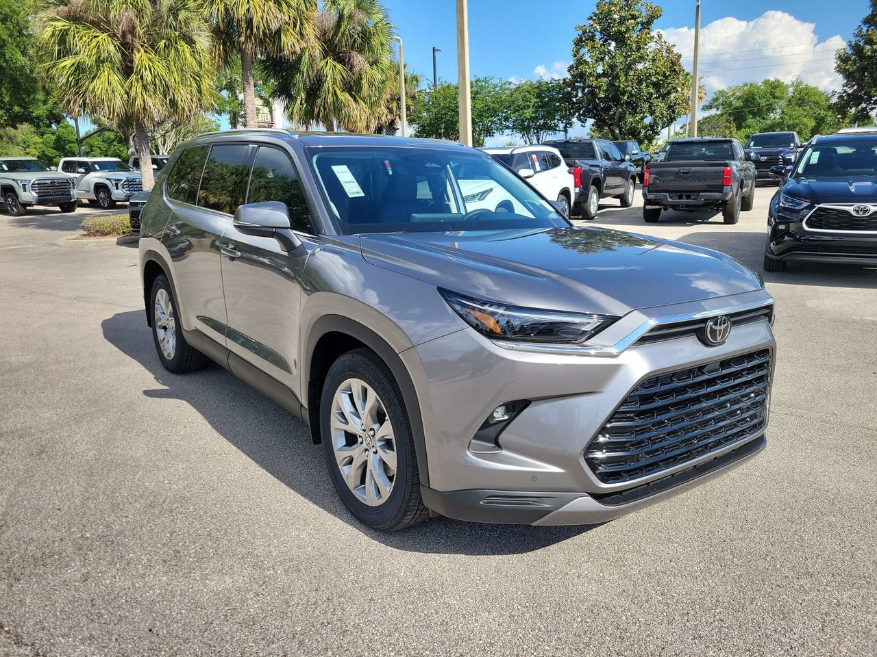 New 2026 Toyota Grand Highlander Limited AWD/4WD image 2