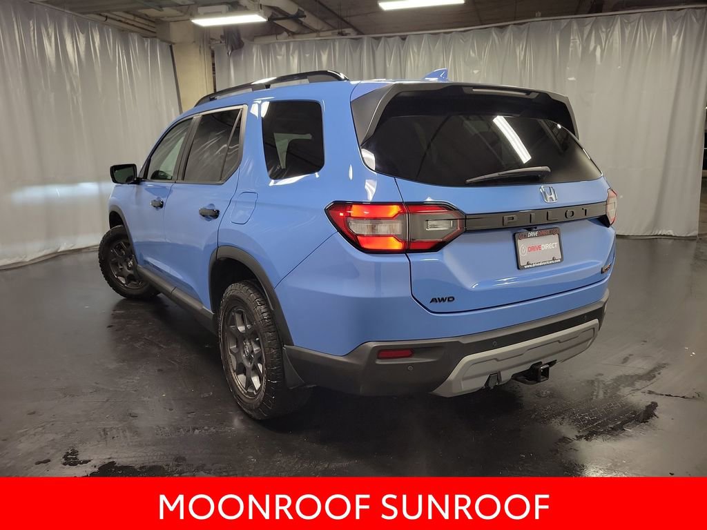 Used 2024 Honda Pilot TrailSport image 6