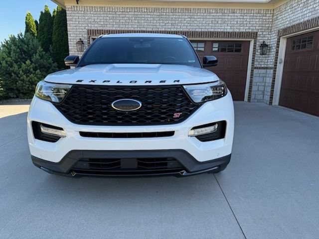 Used 2020 Ford Explorer ST w/ ST Street Pack AWD/4WD image 4