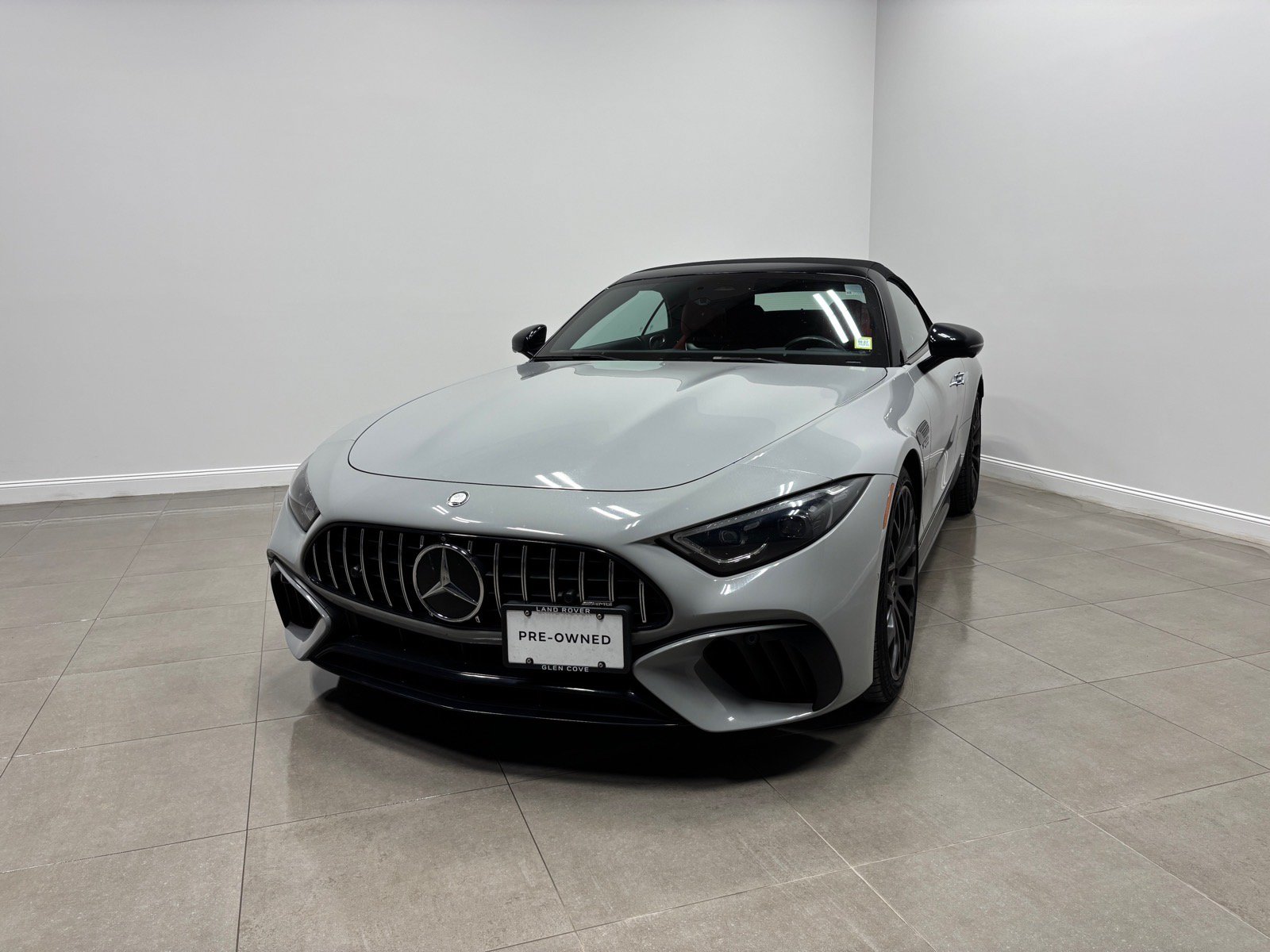 Used 2023 Mercedes-Benz SL 55 AMG 4MATIC image 2