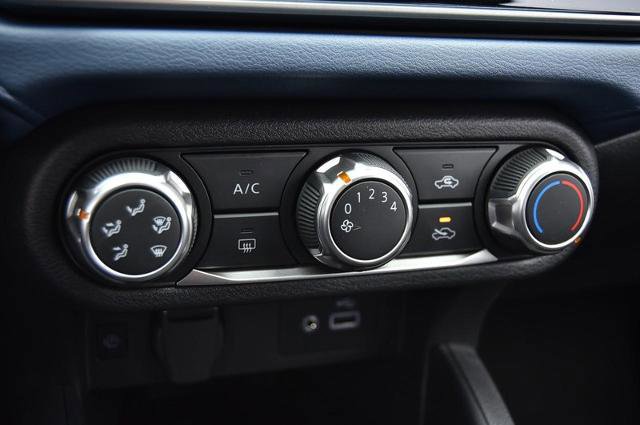 New 2025 Nissan Versa SV image 14