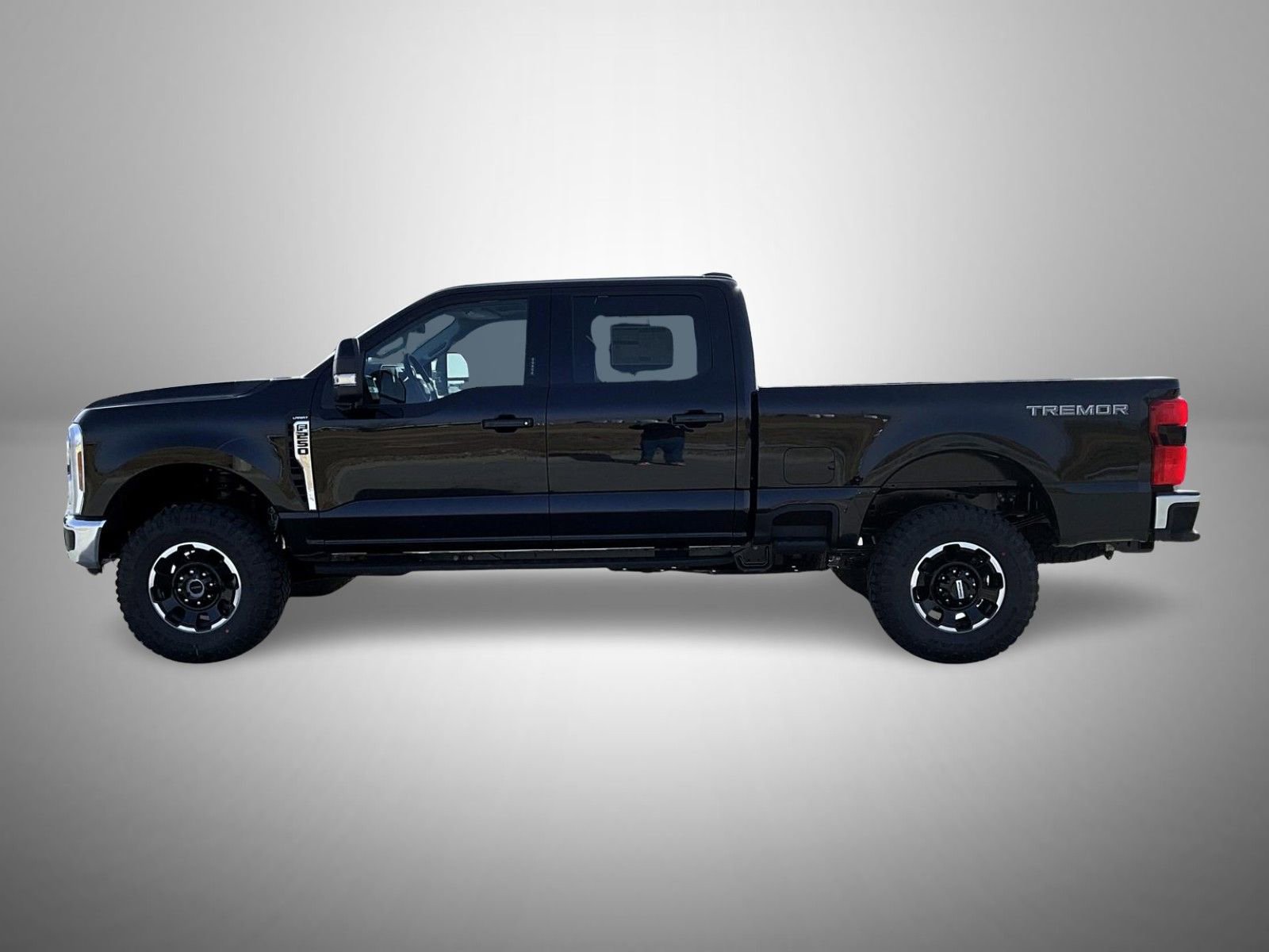 New 2026 Ford F250 Lariat w/ Tremor Off-Road Package image 8