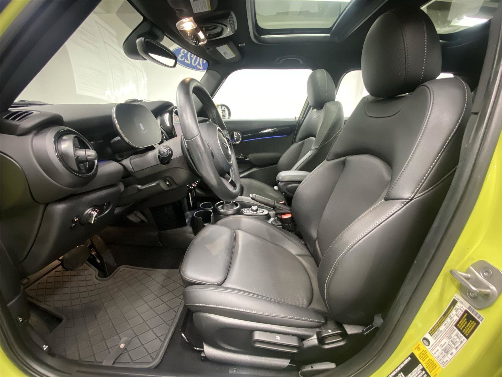 Used 2023 MINI Cooper S FWD image 17