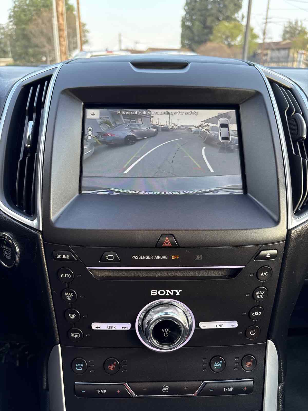 Used 2018 Ford Edge Titanium w/ Equipment Group 302A image 21