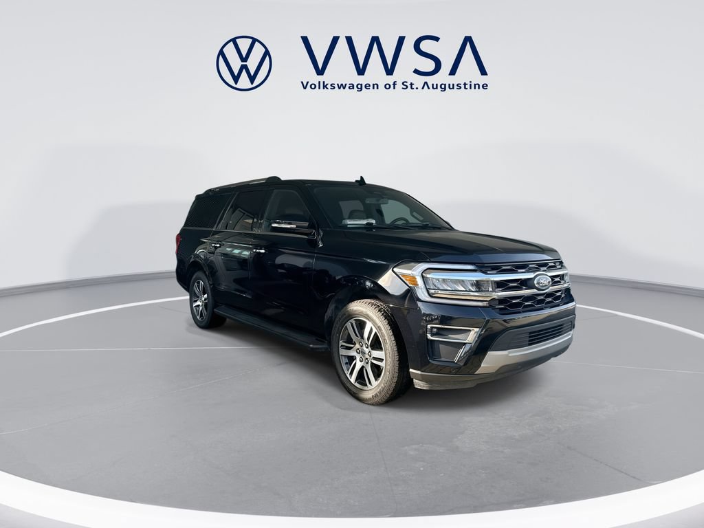 Used 2024 Ford Expedition Max Limited RWD image 2