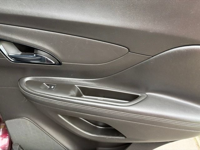 Used 2017 Buick Encore Preferred AWD/4WD image 34