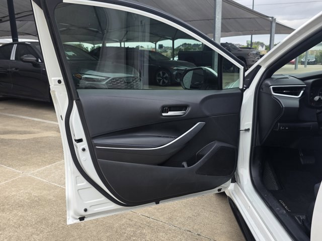 Used 2020 Toyota Corolla SE w/ SE Premium Package FWD image 11