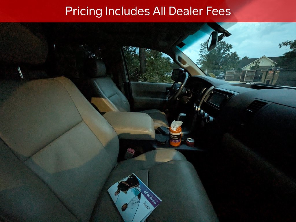 Used 2017 Toyota Sequoia Limited w/ Safety & Convenience Package RWD image 10