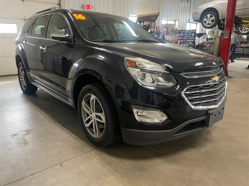 Used 2016 Chevrolet Equinox LTZ w/ Enhanced Convenience Package AWD/4WD image 4