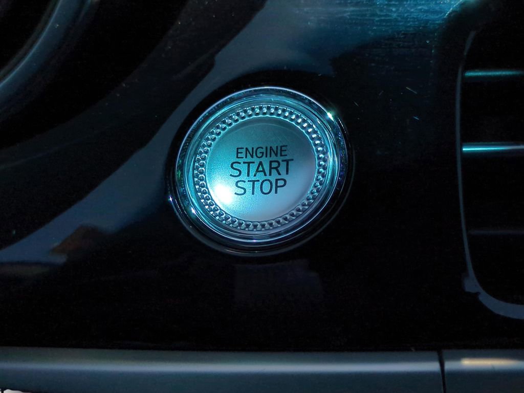 Used 2026 Genesis G70 2.5T RWD image 27