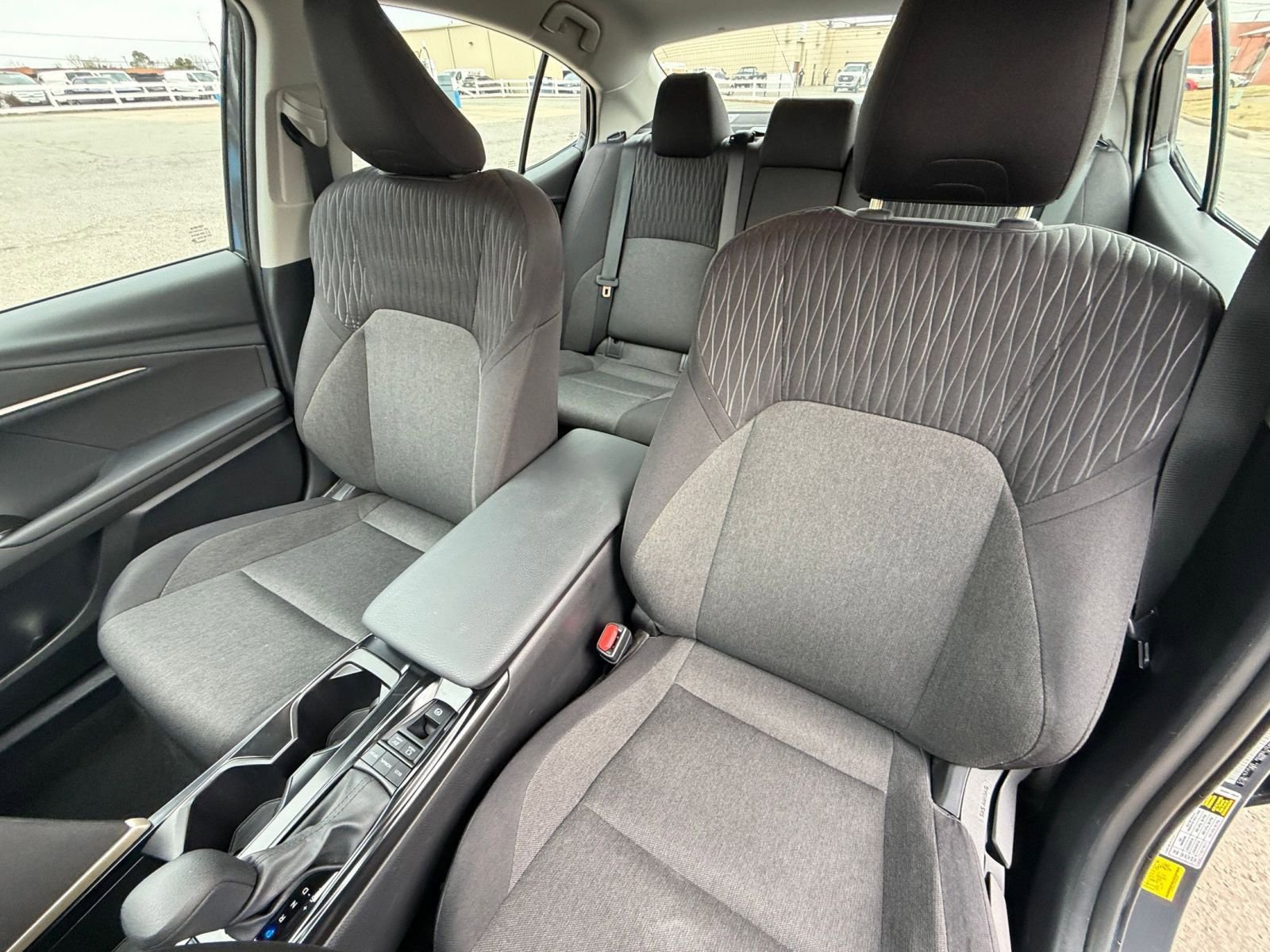 Used 2025 Toyota Camry LE image 35