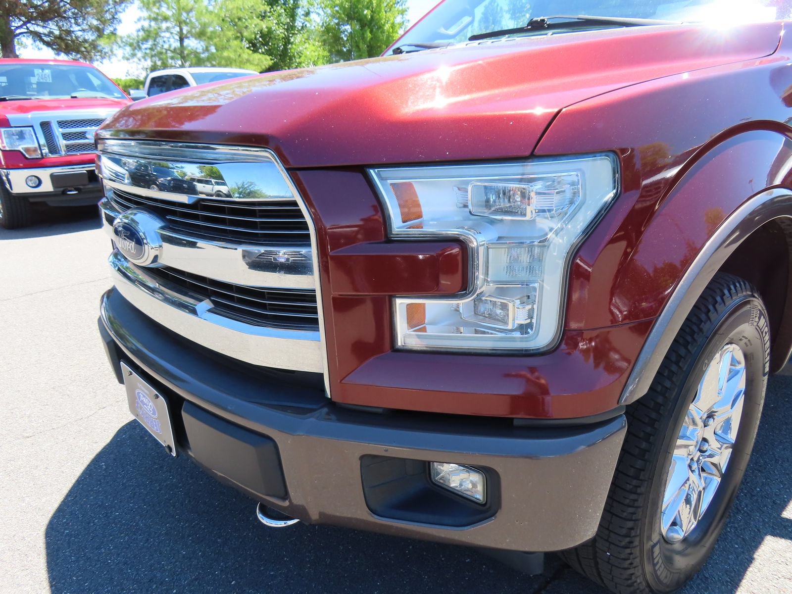 Used 2017 Ford F150 Lariat w/ Equipment Group 502A Luxury AWD/4WD image 9