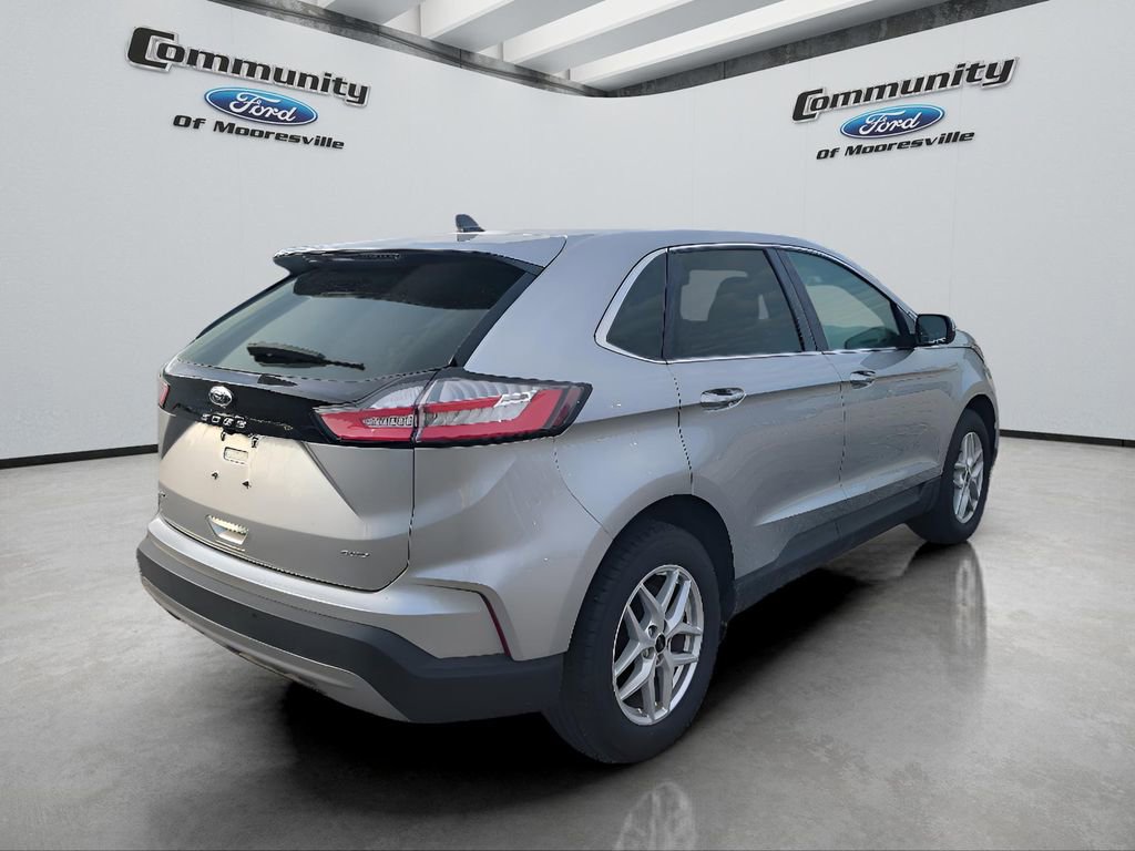 Used 2024 Ford Edge SEL AWD/4WD image 8