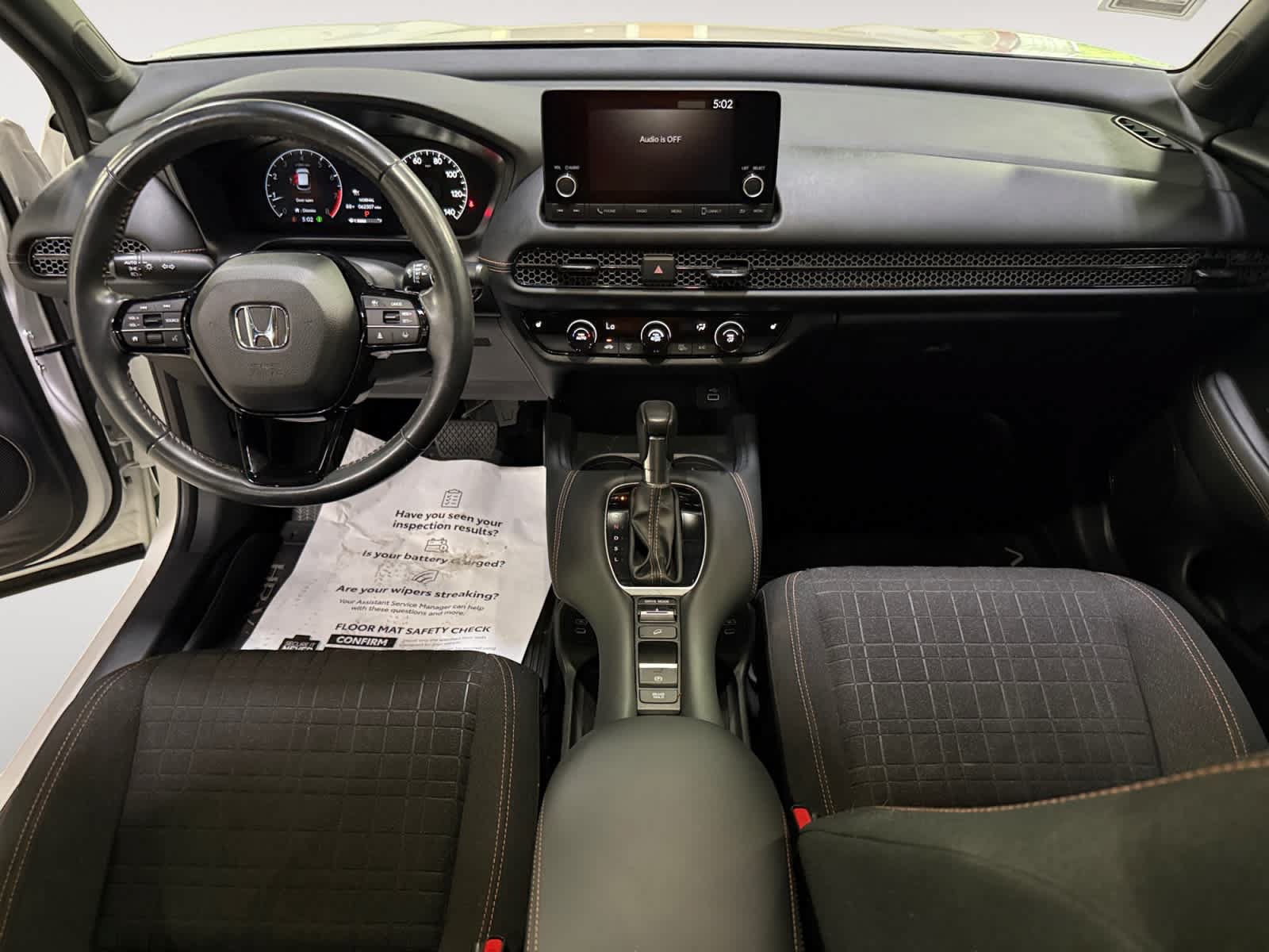 Used 2024 Honda HR-V Sport image 17
