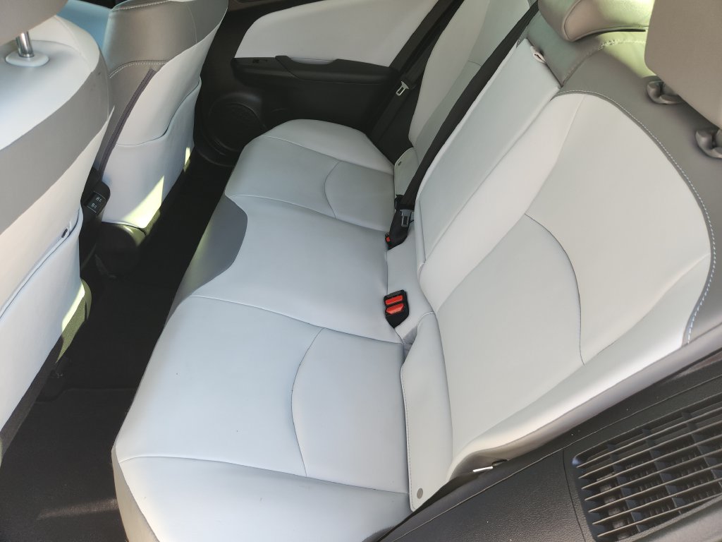 Used 2022 Toyota Prius Prime XLE FWD image 26