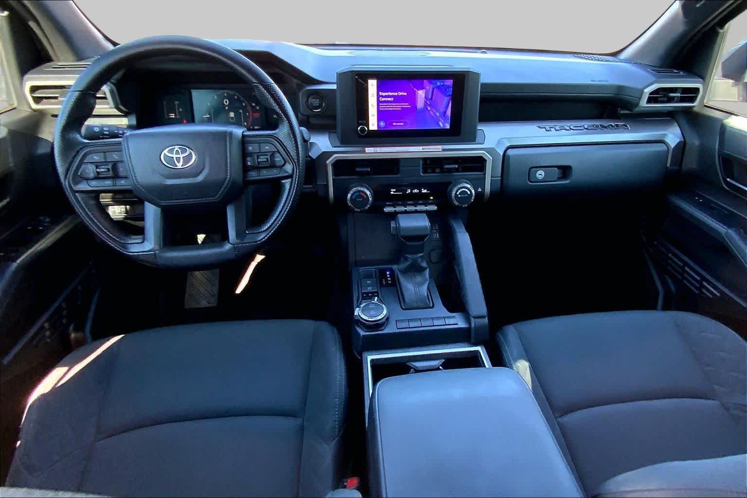 Used 2025 Toyota Tacoma SR5 AWD/4WD image 16