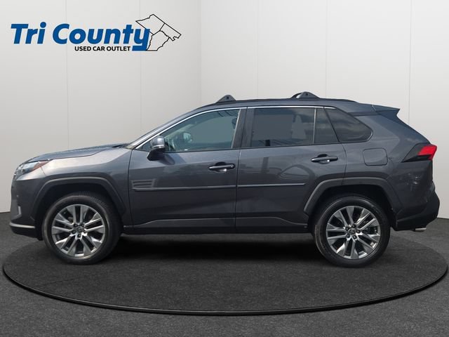 Used 2023 Toyota RAV4 XLE Premium AWD/4WD image 5
