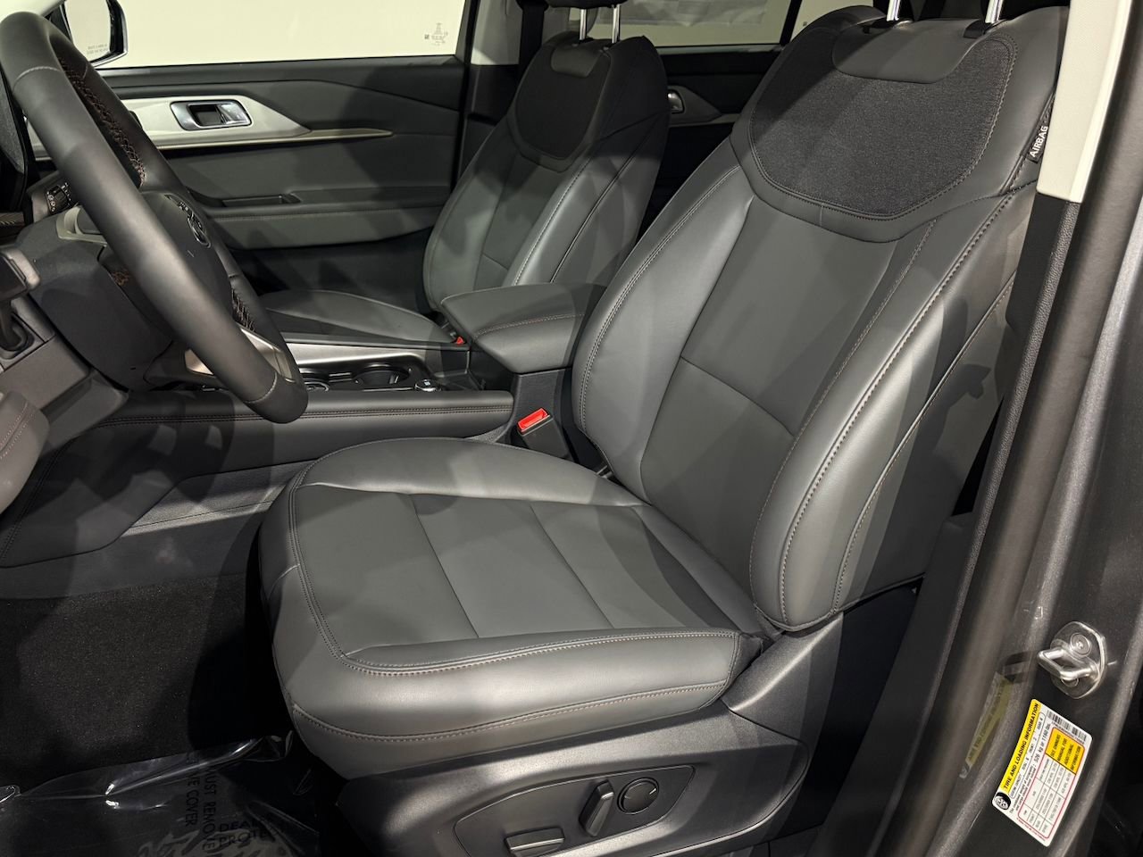 New 2026 Ford Explorer Active w/ Active Comfort Package image 20