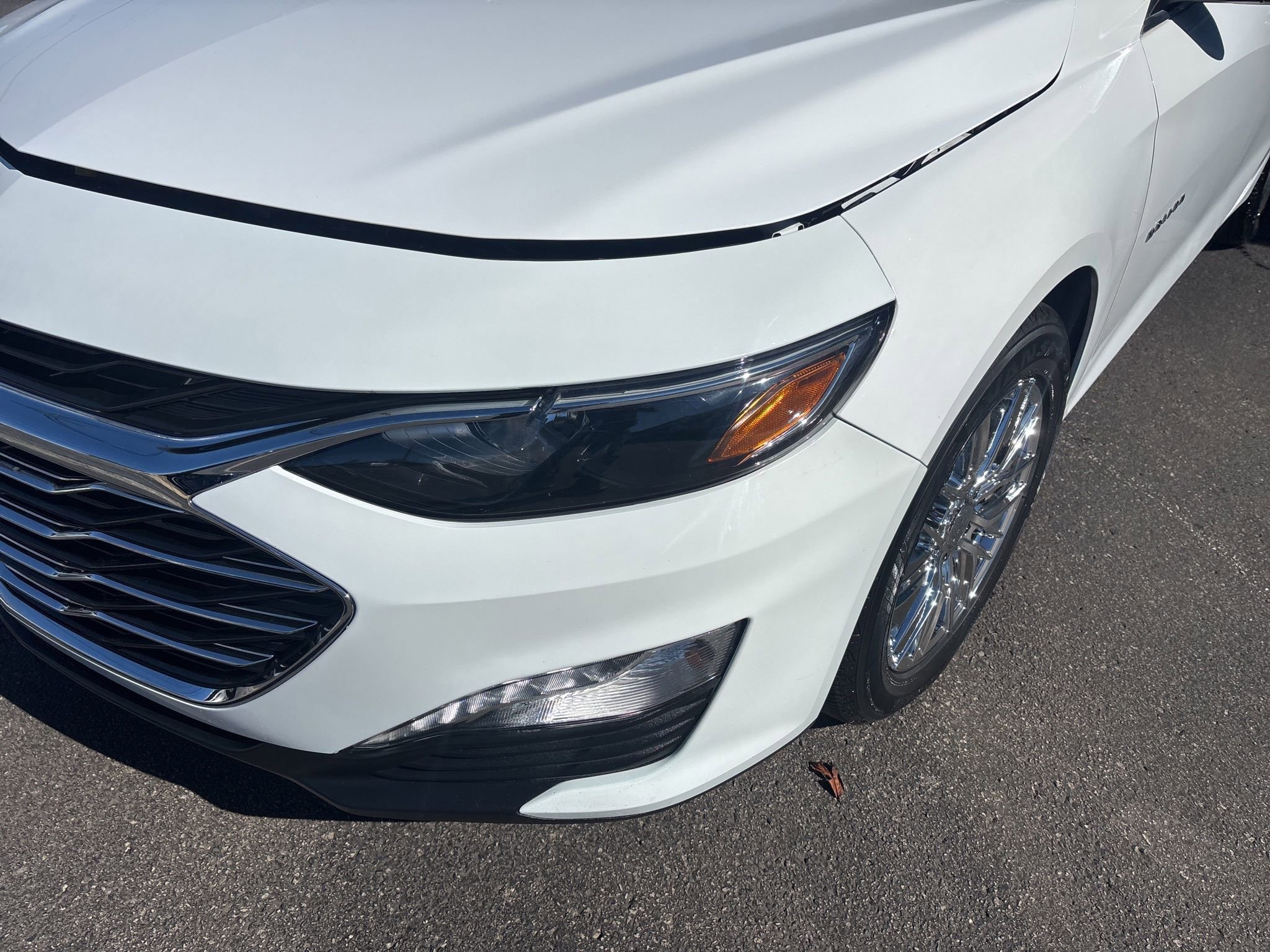 Used 2020 Chevrolet Malibu LT FWD image 12