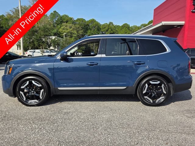 Used 2023 Kia Telluride EX FWD image 2