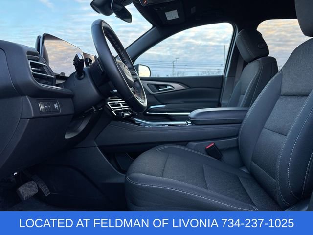 Used 2024 Chevrolet Traverse LT w/ LPO, Floor Liner Package image 19