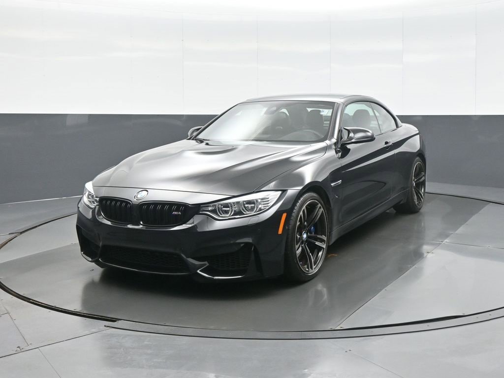 Used 2015 BMW M4 Convertible image 3