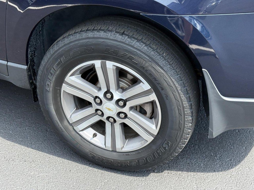 Used 2017 Chevrolet Traverse LT AWD/4WD image 10
