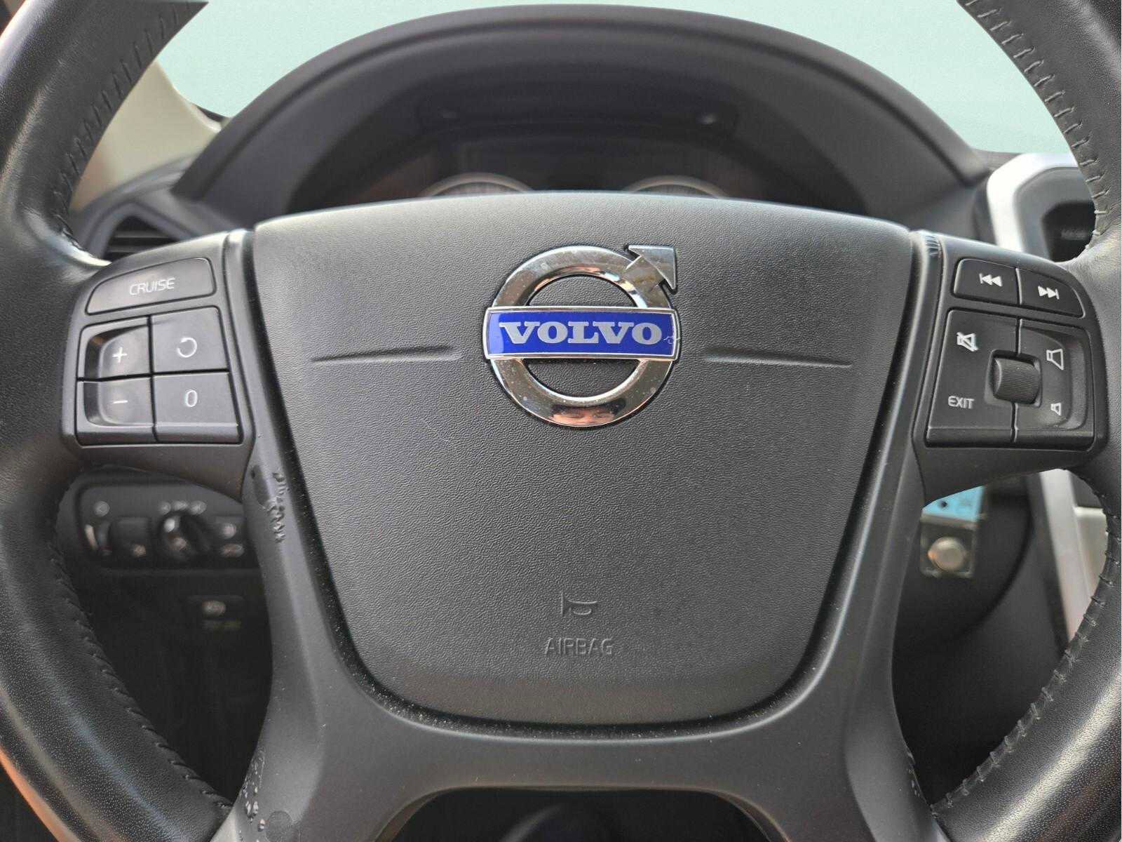 Used 2011 Volvo XC60 3.2 AWD/4WD image 31