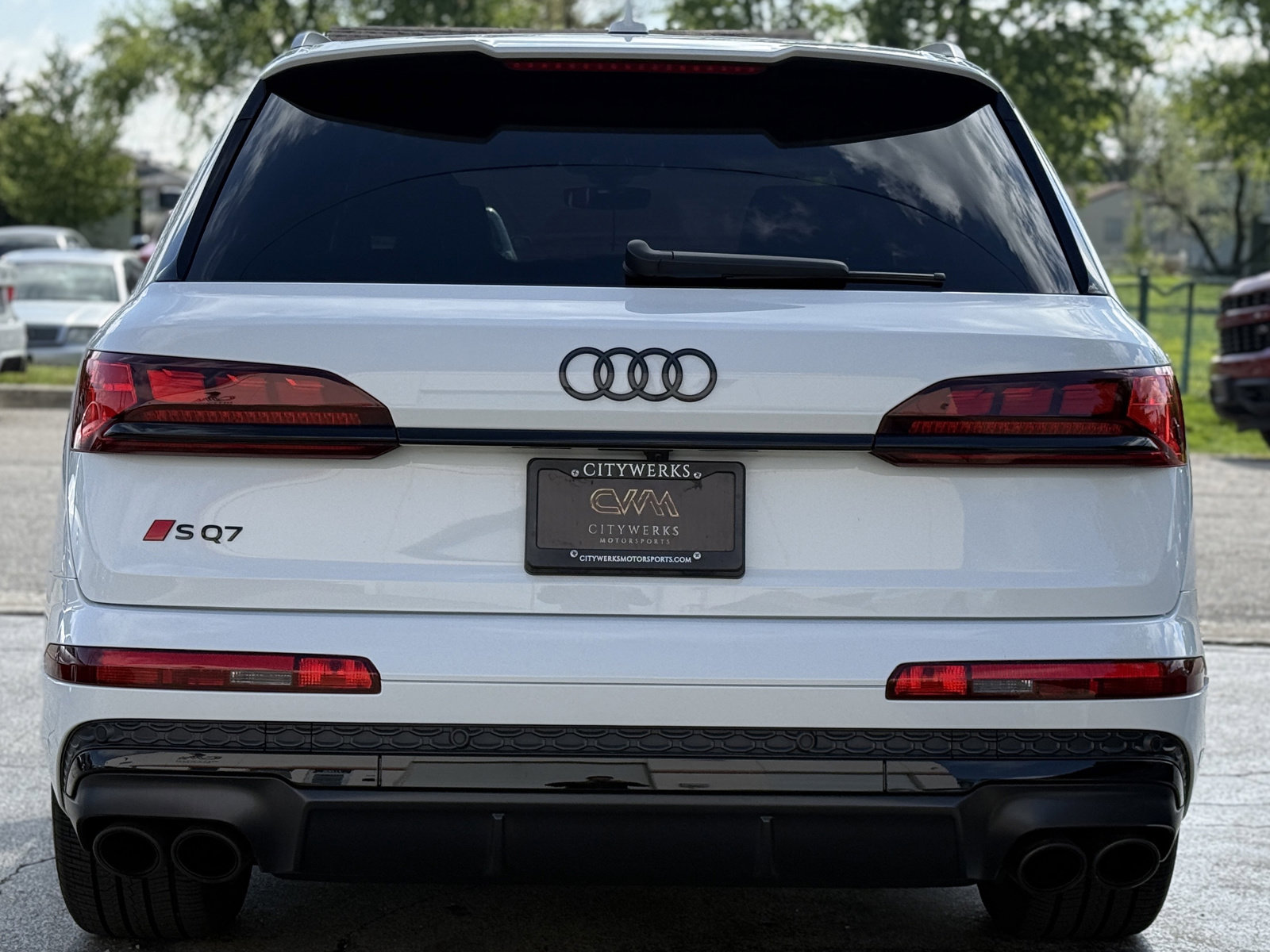 Used 2025 Audi SQ7 Prestige AWD/4WD image 6
