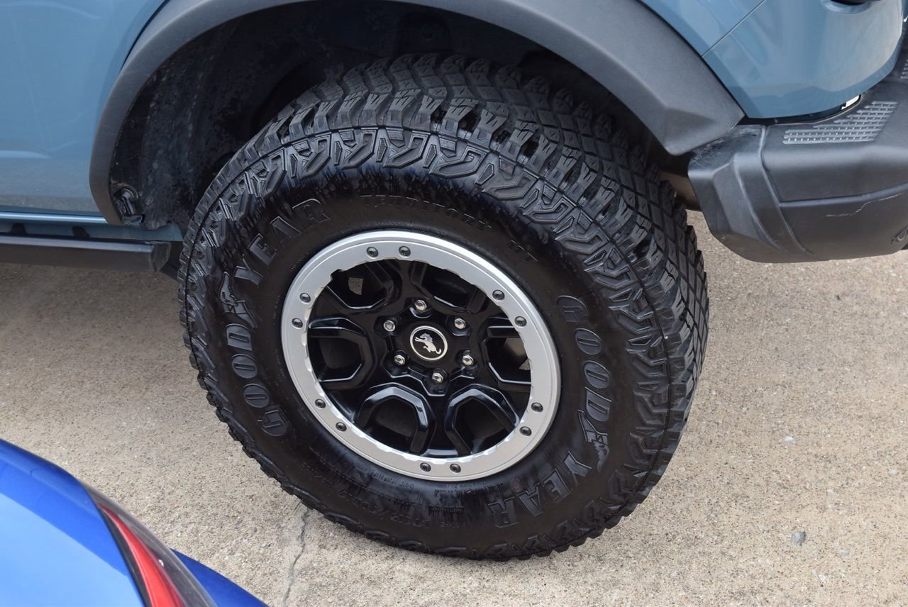 Certified 2023 Ford Bronco Badlands w/ Sasquatch Package image 15