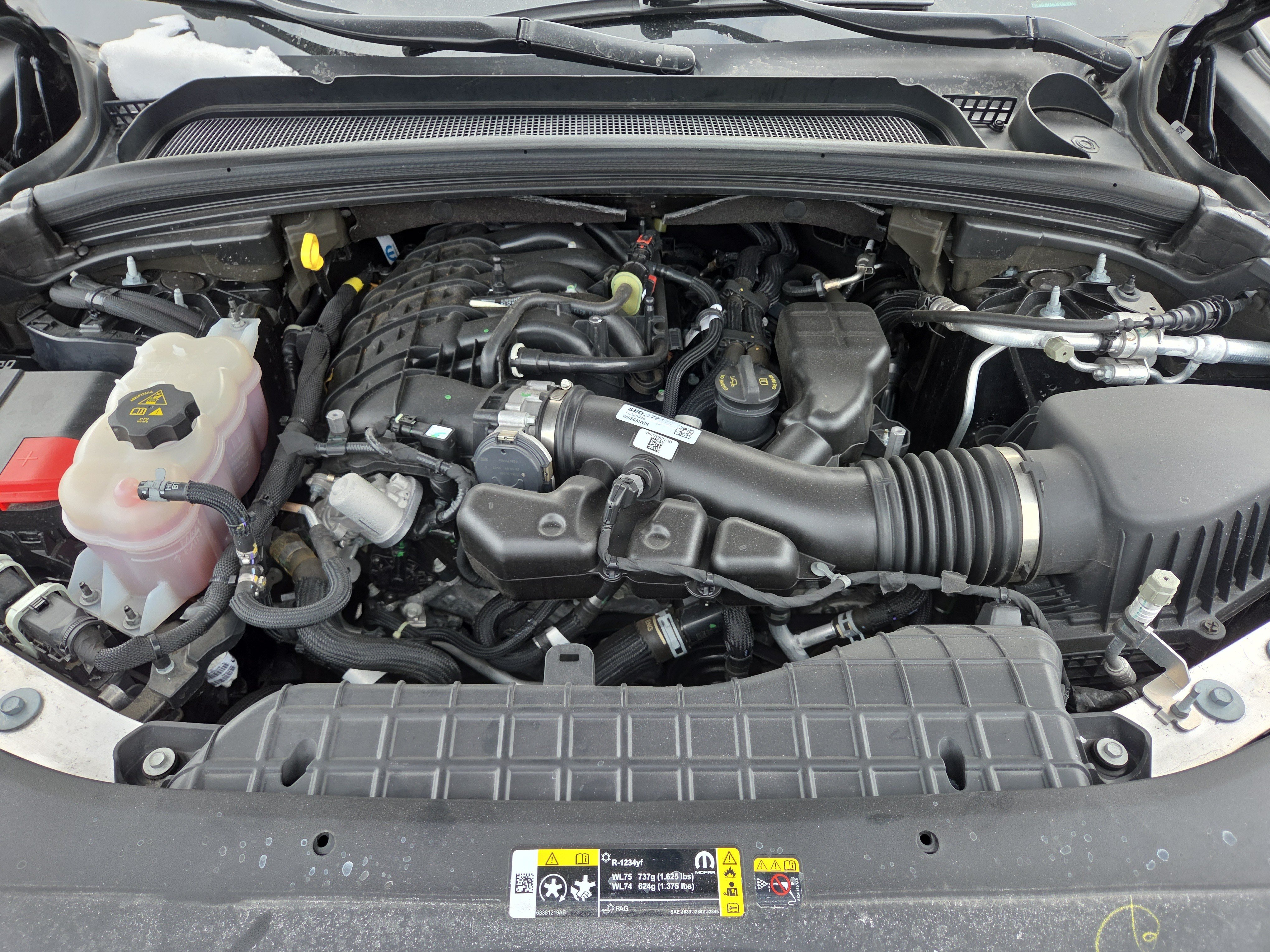 Used 2023 Jeep Grand Cherokee Laredo AWD/4WD image 33