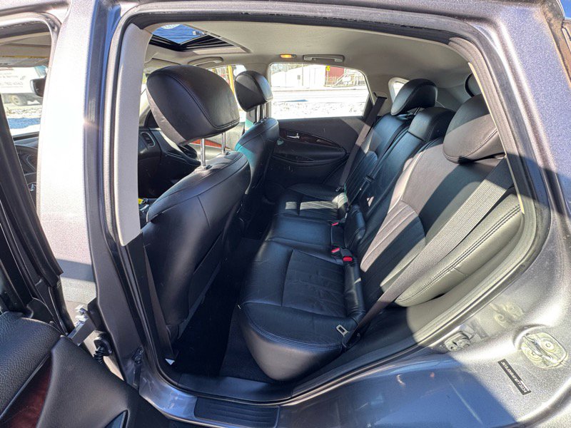 Used 2015 INFINITI QX50 Journey w/ Premium Package image 13